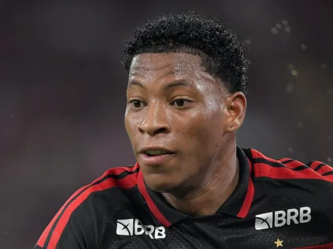 Plata surge como candidato a herói do Flamengo; entenda