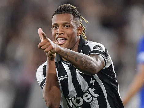 Danilo aproveita brecha e ganha força com Ancelotti