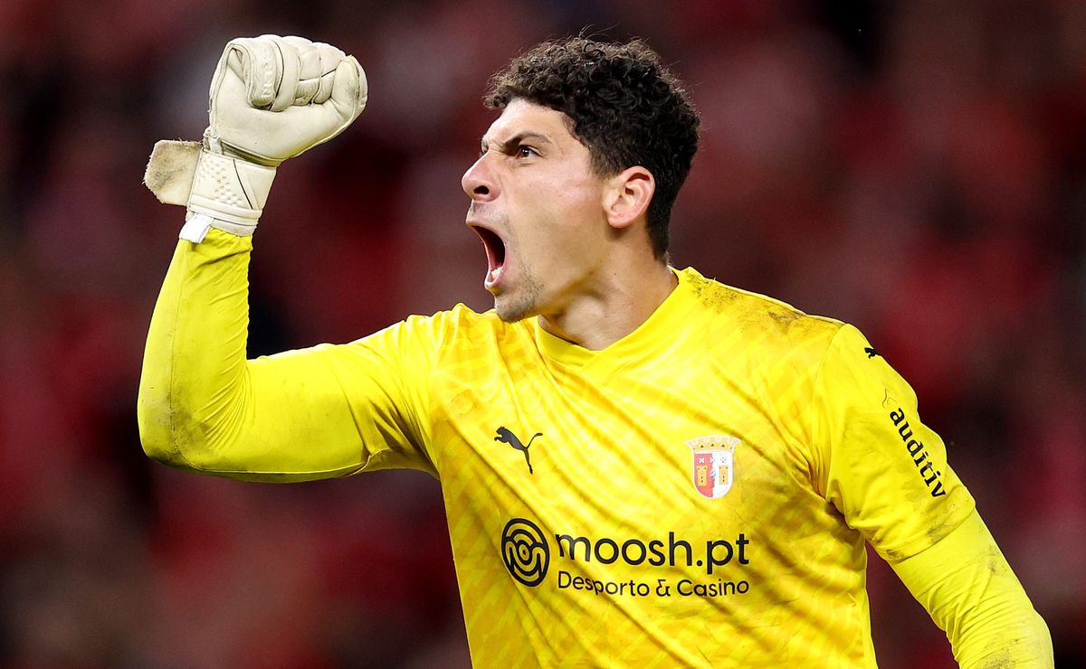 Matheus Magalhães, antigo alvo do Grêmio no mercado, tem negociações para reforçar o Botafogo