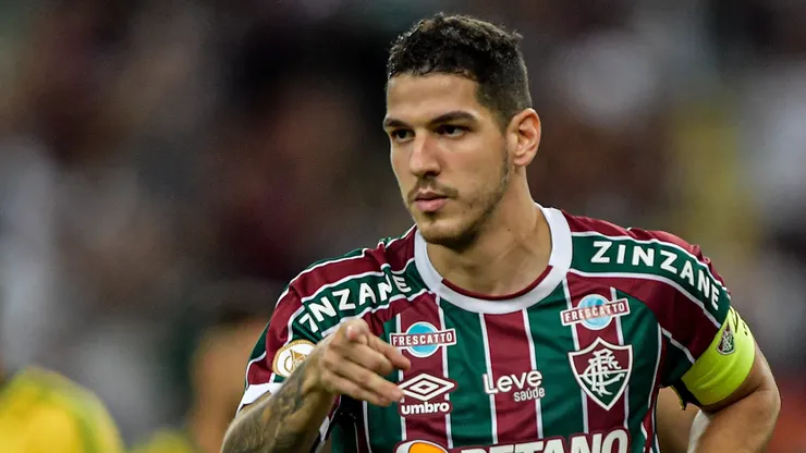 Zagueiro brilhou no Fluminense - Foto: Thiago Ribeiro/AGIF.
