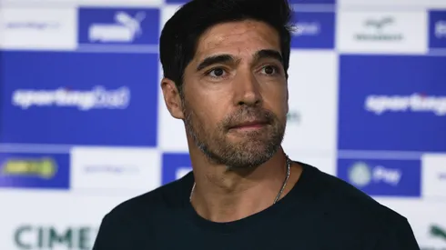 Treinador deu a sua opinião – Foto: Ettore Chiereguini/AGIF.