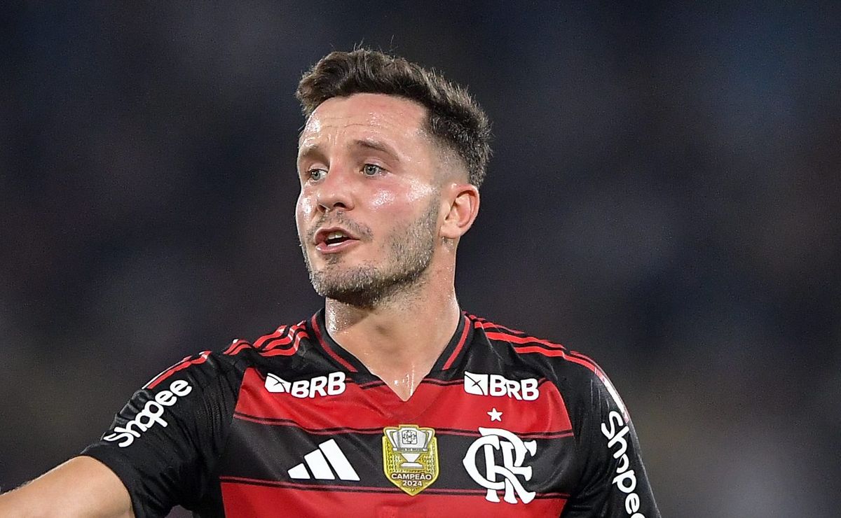 Situação médica de Saúl é atualizada no Flamengo e apesar de evolução volta ainda vai demorar