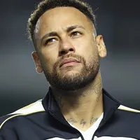 Neymar brilha e decide para o Santos no Brasileirão