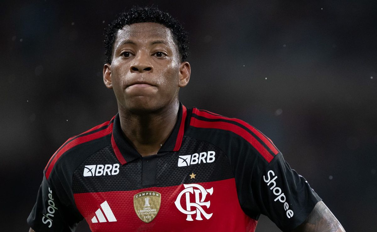 Gonzalo Plata é cobrado pela torcida do Flamengo e após derrota para o Lanús Nação perde paciência