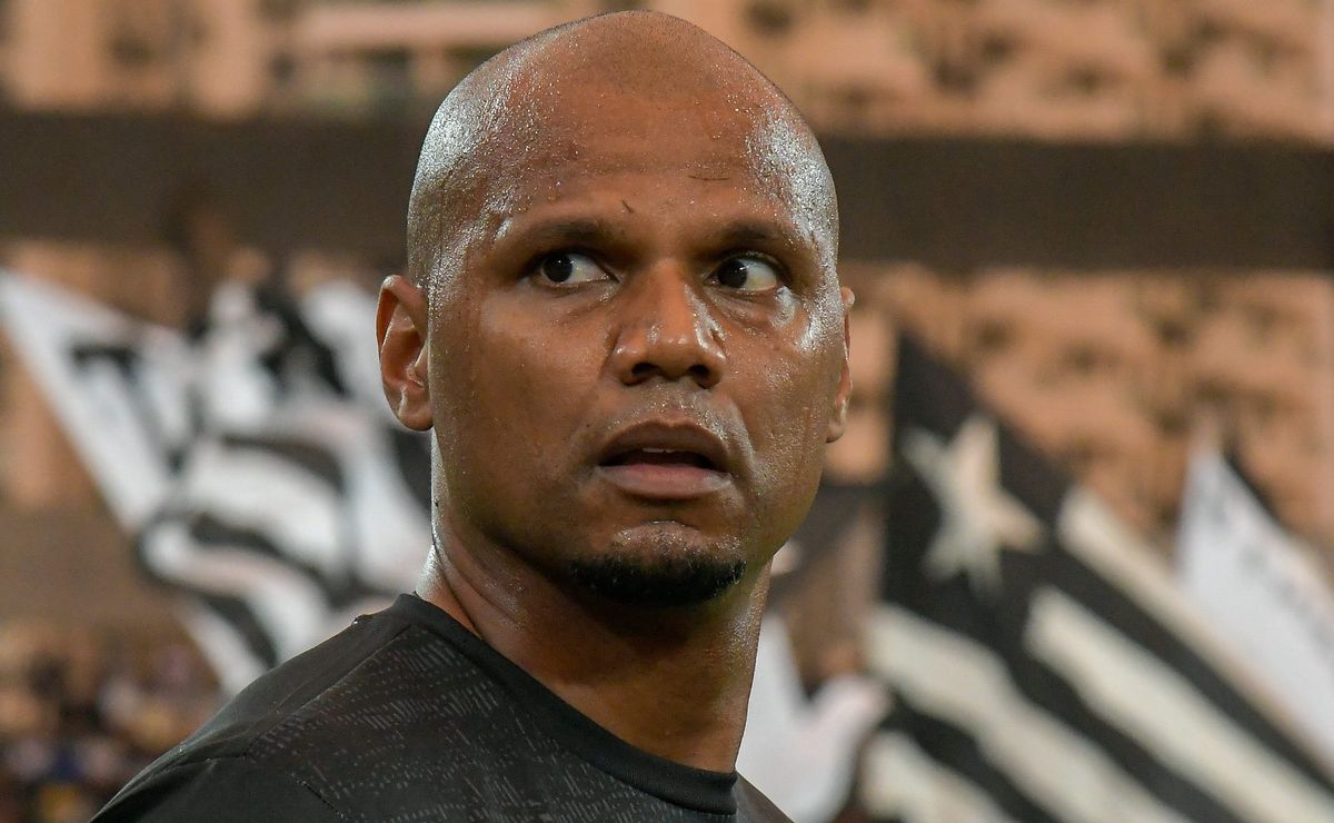 Jefferson manda a real sobre disputa no gol do Botafogo e faz revelação sobre o goleiro Neto