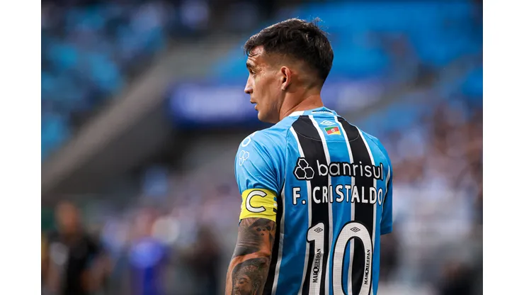 RS - PORTO ALEGRE - 04/05/2025 - BRASILEIRO A 2025, GREMIO X SANTOS - Franco Cristaldo jogador do Gremio durante partida contra o Santos no estadio Arena do Gremio pelo campeonato Brasileiro A 2025. Foto: Maxi Franzoi/AGIF