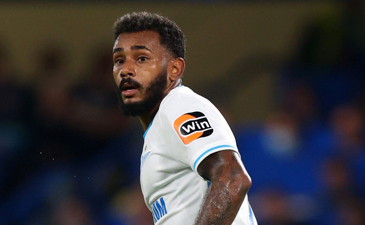 Alvo de clubes brasileiros, Wendel tem comprometimento destacado pelo técnico do Zenit