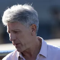 Nome de Renato Gaúcho volta a esquentar no Vasco e bastidores são revelados