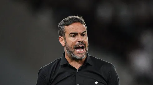 Artur Jorge está na mira do Cruz-Maltino.