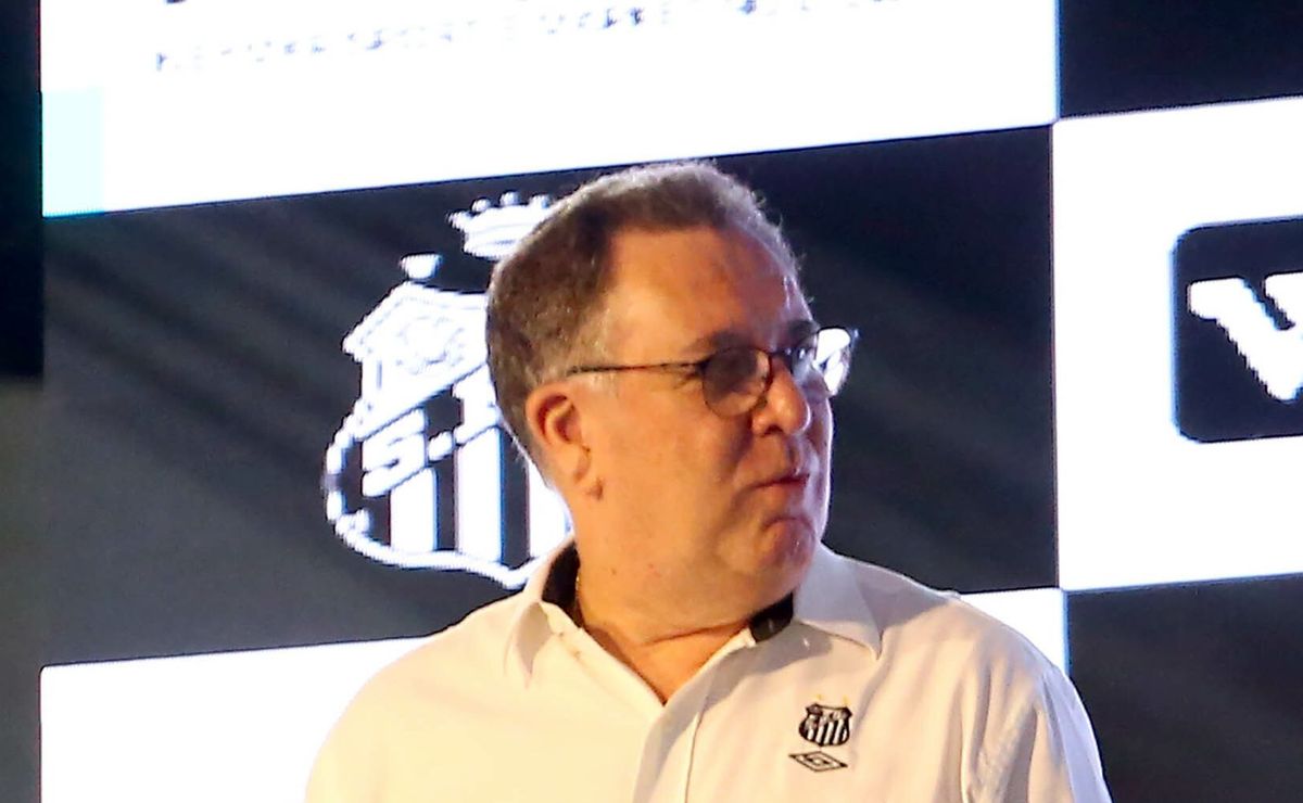 Marcelo Teixeira aceita proposta de grupo norte-americano e Santos avança para se tornar SAF