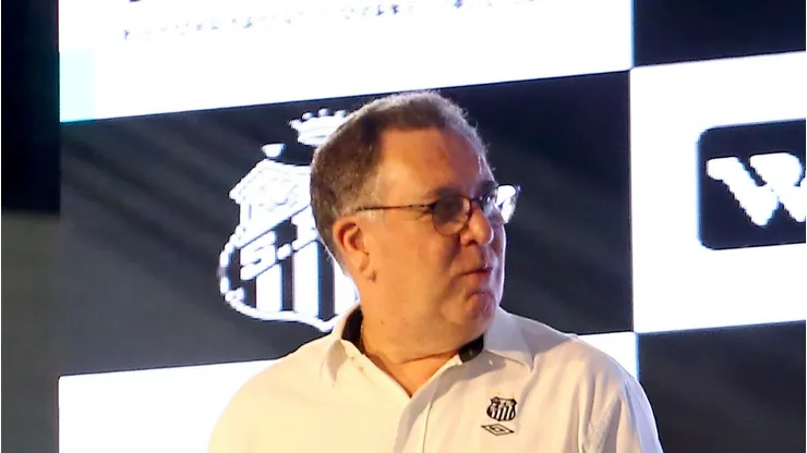 Marcelo Teixeira ao lado do Neymar pai durante evento.