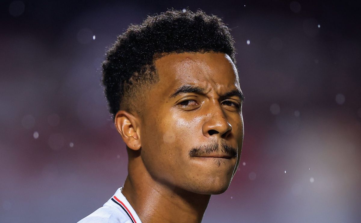 Marcos Antônio renova com o São Paulo com multa rescisória próxima de R$1 bilhão, afirma Valentin Furlan