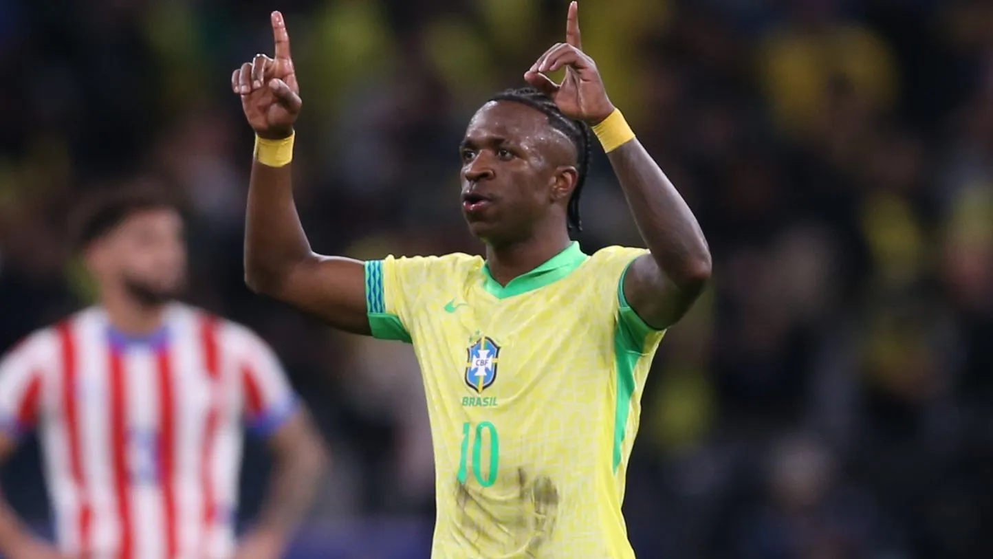 Vinicius Junior. Foto: Marlon Costa/AGIF