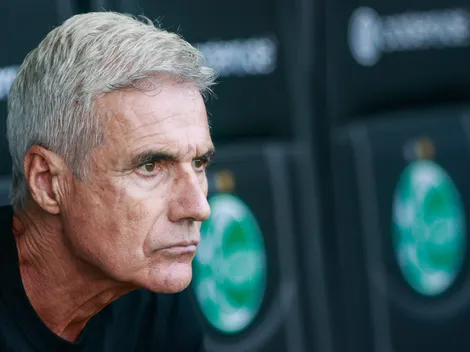 Luís Castro define base para o GreNal 450