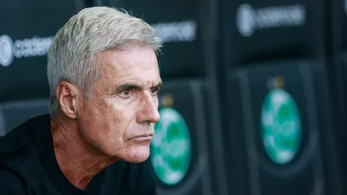 RS – CAXIAS DO SUL – 22/02/2026 – GAUCHO 2026, JUVENTUDE X GREMIO – Luis Castro tecnico do Gremio durante partida contra o Juventude no estadio Alfredo Jaconi pelo campeonato Gaucho 2026. Foto: Luiz Erbes/AGIF