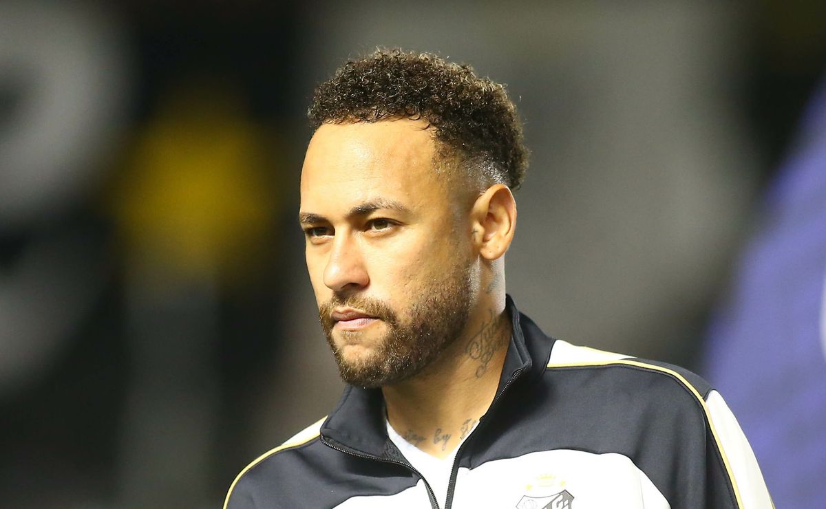 Neymar mantém esperança de ser convocado e acredita que não precisa ser testado na Seleção Brasileira
