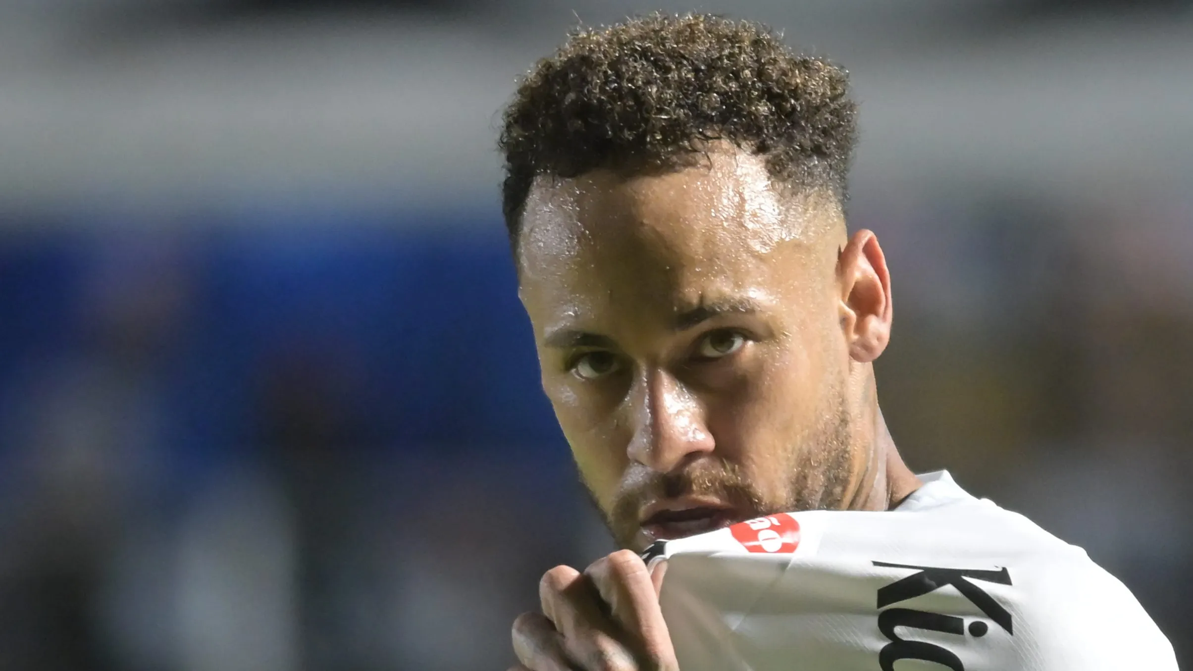 Foto: Jota Erre/AGIF – Atacante Santos brilha na rodada do Brasileirão.