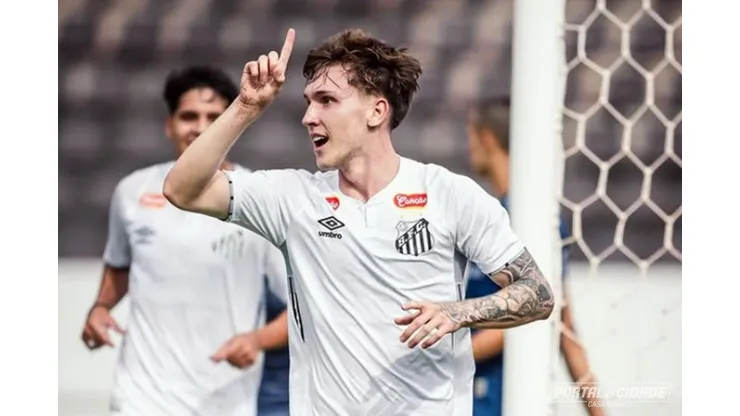 Rafael Freitas perde espaço no Santos, não agrada Vojvoda e está a caminho do Guarani. Foto: Raul Baretta/Santos