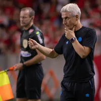 Antes de Grêmio x Internacional, Luís Castro rasga elogios para Alan Patrick