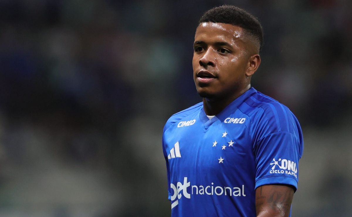 Com Arroyo podendo ser titular, confira a provável escalação do Cruzeiro contra o Pouso Alegre