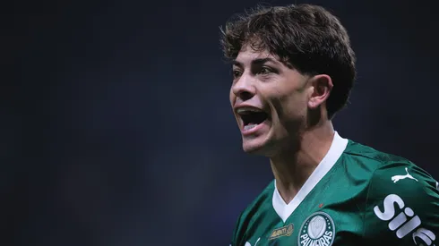 Agustin Giay, jogador do Palmeiras, durante partida contra o Juventude no estadio Arena Allianz Parque pelo campeonato Brasileiro A 2025. Foto: Ettore Chiereguini/AGIF