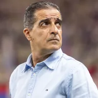 Renato Paiva vira opção no Vasco para assumir o clube