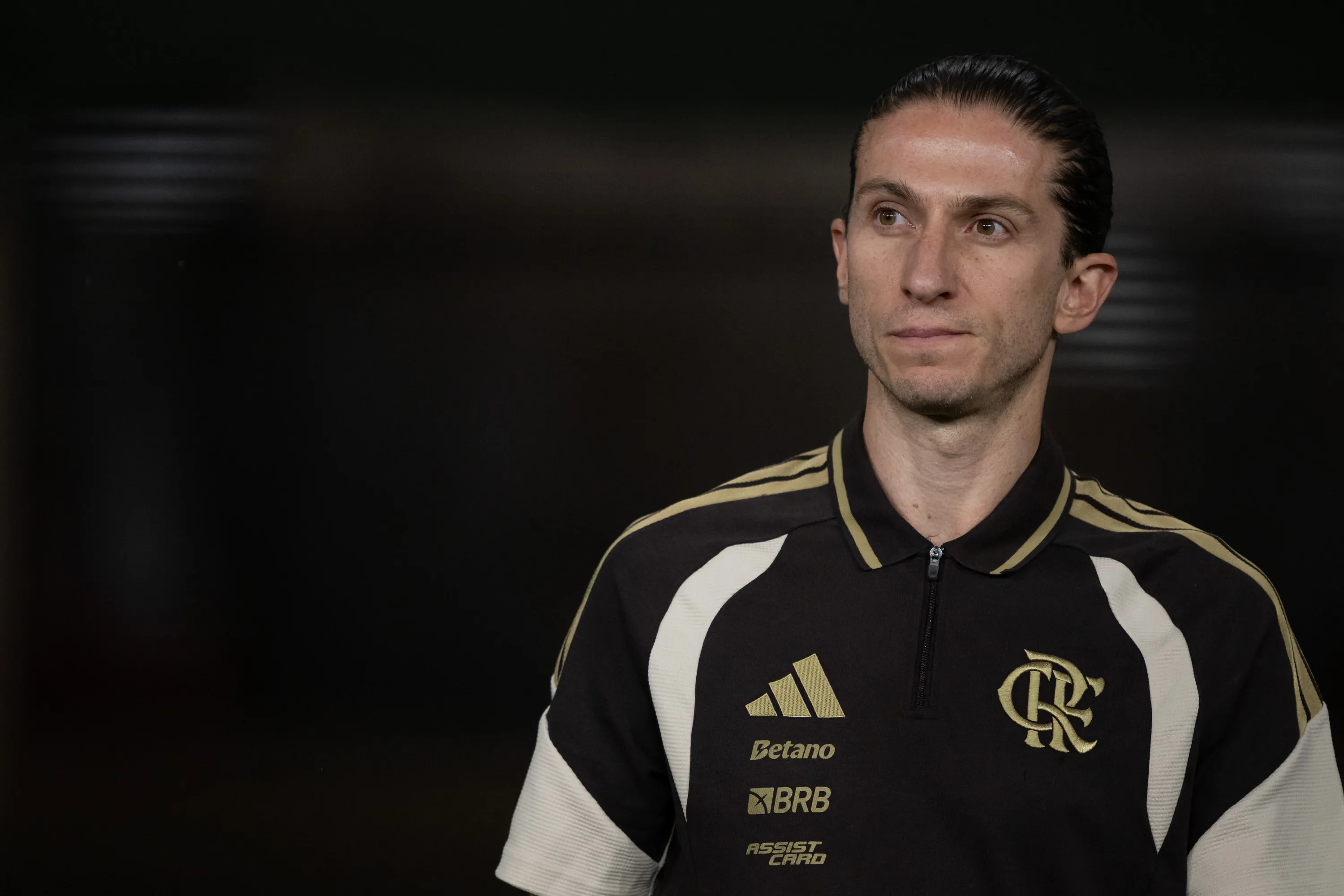 Filipe Luís está sendo bastante criticado na Gávea. Foto: Jorge Rodrigues/AGIF