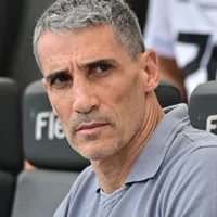 Vojvoda muda de ideia e deve voltar a escalar o Santos em um 4-3-3