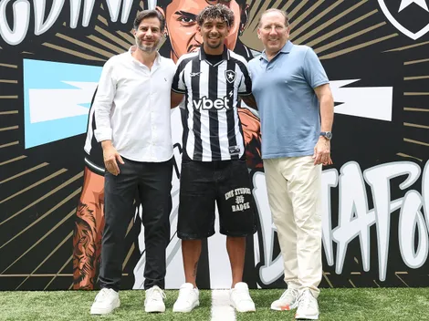 Textor revela influência de Thiago Almada na chegada de Medina