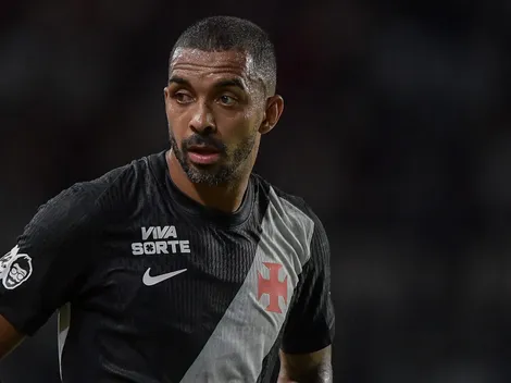 Torcida do Vasco perde a paciência com Paulo Henrique