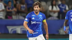 Lucas Silva durante o confronto entre Cruzeiro e Pouso Alegre-MG