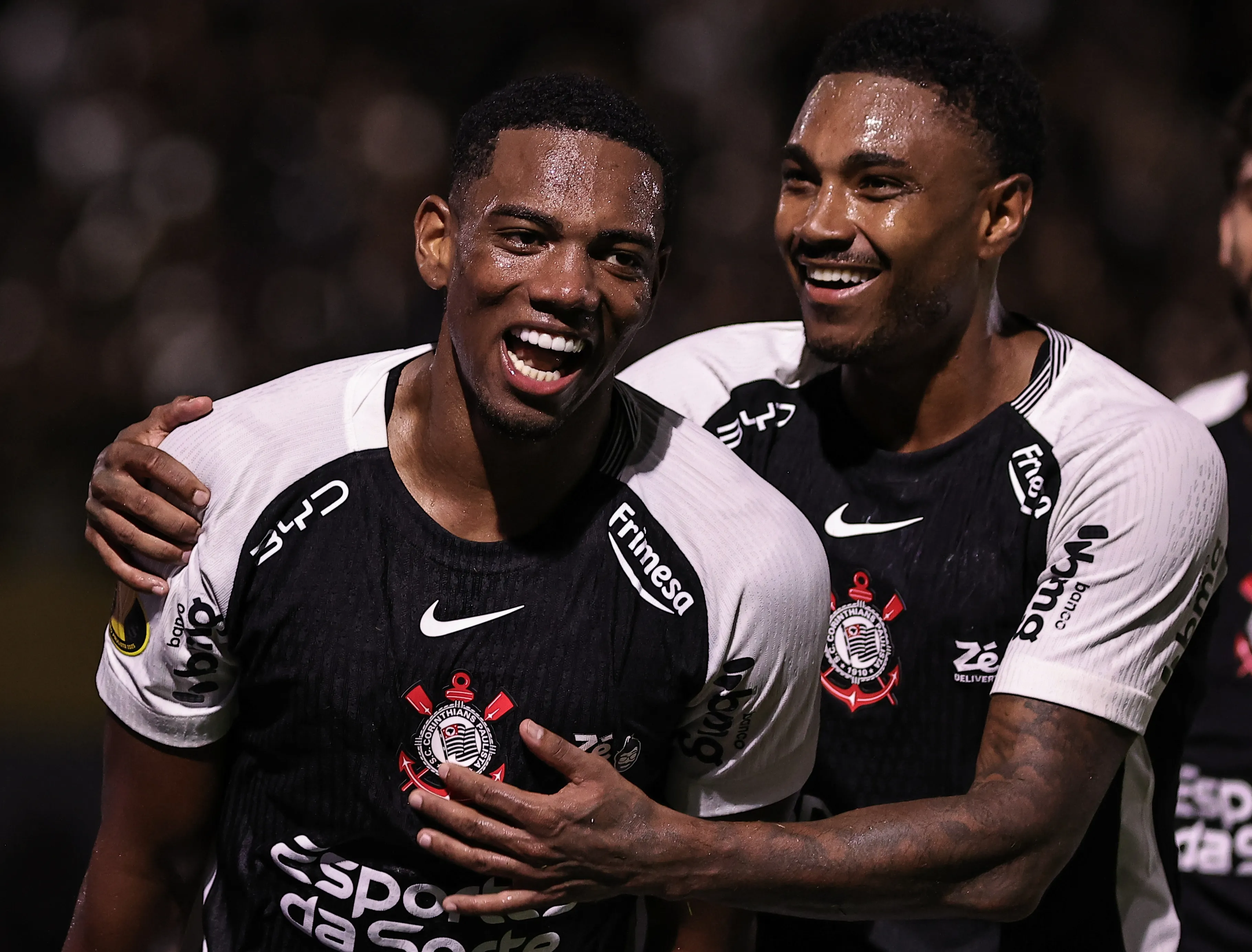Andre jogador do Corinthians comemora seu gol durante partida contra o Sao Bernardo no estadio Primeiro de Maio pelo campeonato Paulista 2026.   Foto: Fabio Giannelli/AGIF