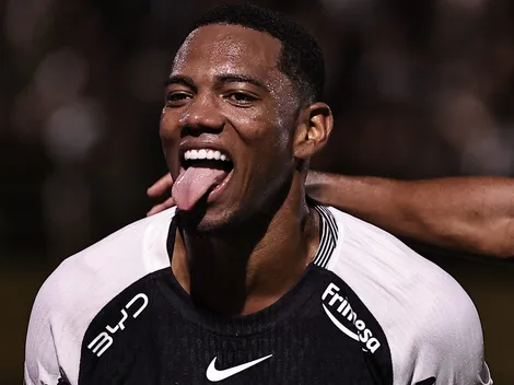 André é exaltado pela Fiel em Novorizontino x Corinthians