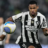 Botafogo sonha com o retorno de Júnior Santos nesta janela