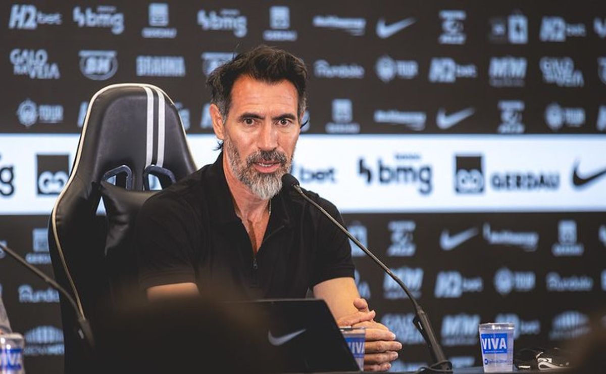 Atlético-MG faz mudança drástica no perfil das contratações após a chegada de Eduardo Domínguez