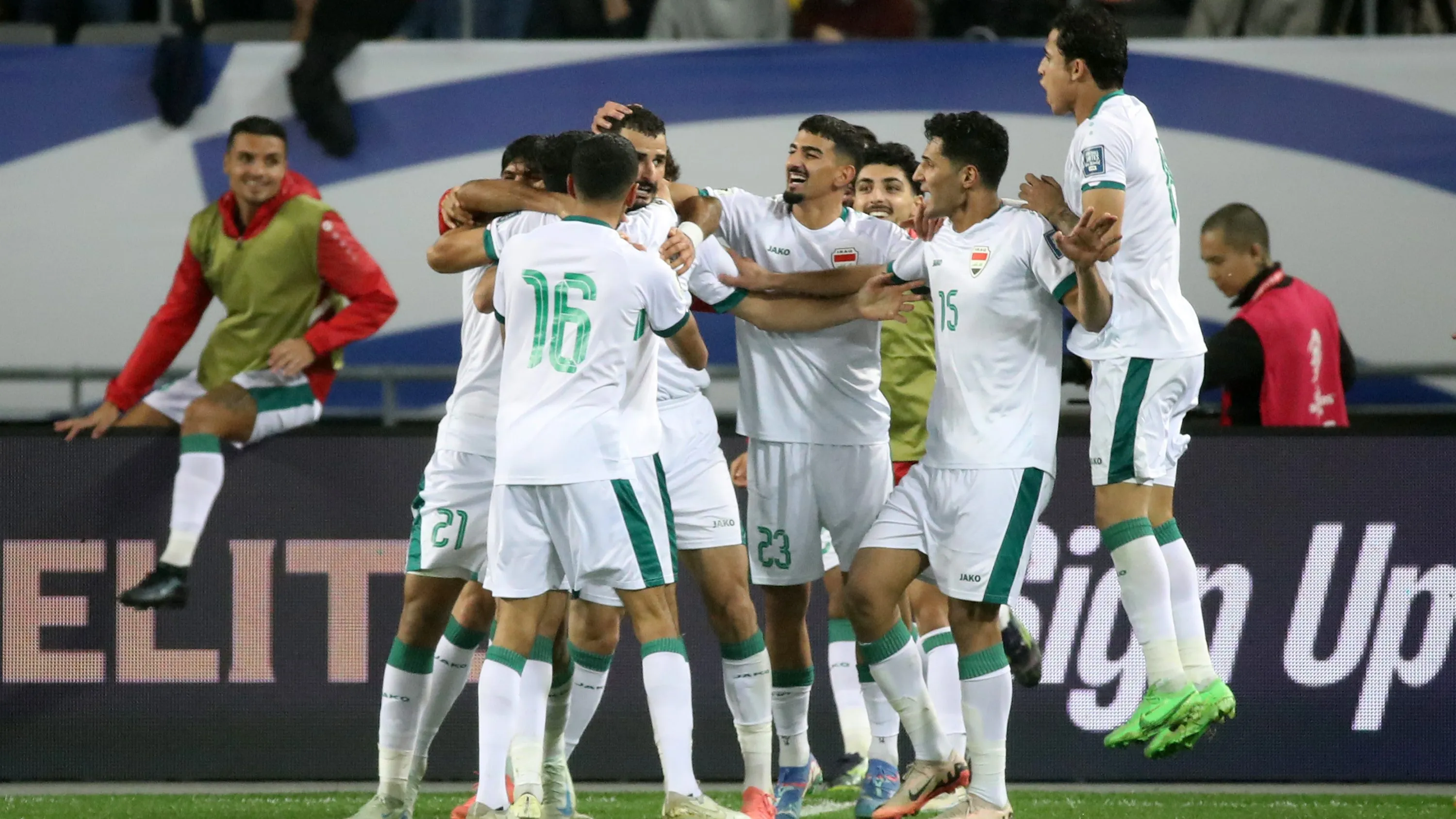 Seleção Iraquiana em partida contra a Coréia do Sul em 2024. (Photo by Chung Sung-Jun/Getty Images)