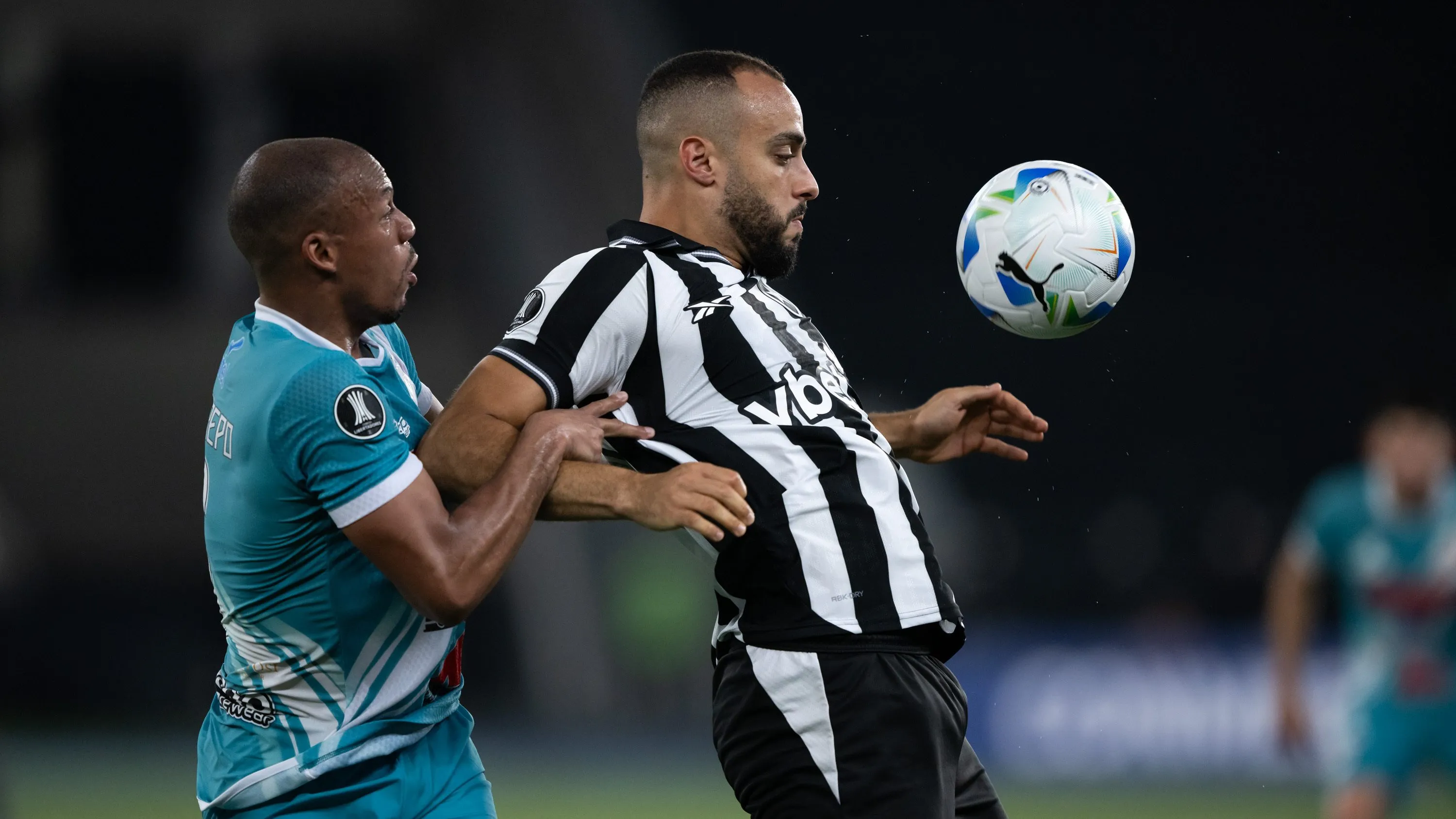 Arthur Cabral jogador do Botafogo durante partida contra o Nacional Potosi no estadio Engenhao pelo campeonato Copa Libertadores 2026. Foto: Jorge Rodrigues/AGIF