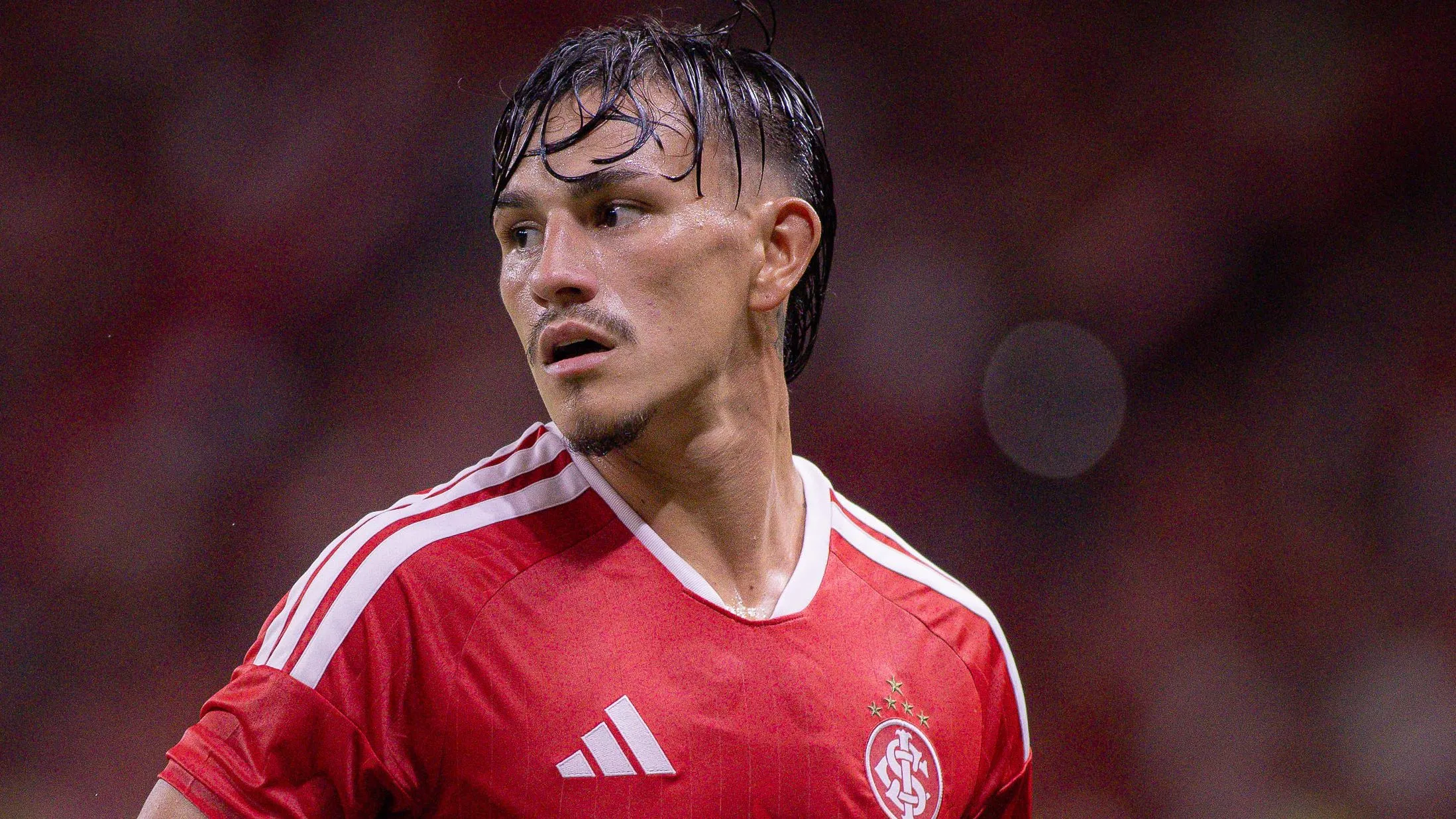 Bernabei, lateral-esquerdo do Internacional