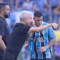 Grêmio se aproveita de jogador a mais para vencer Gre-Nal