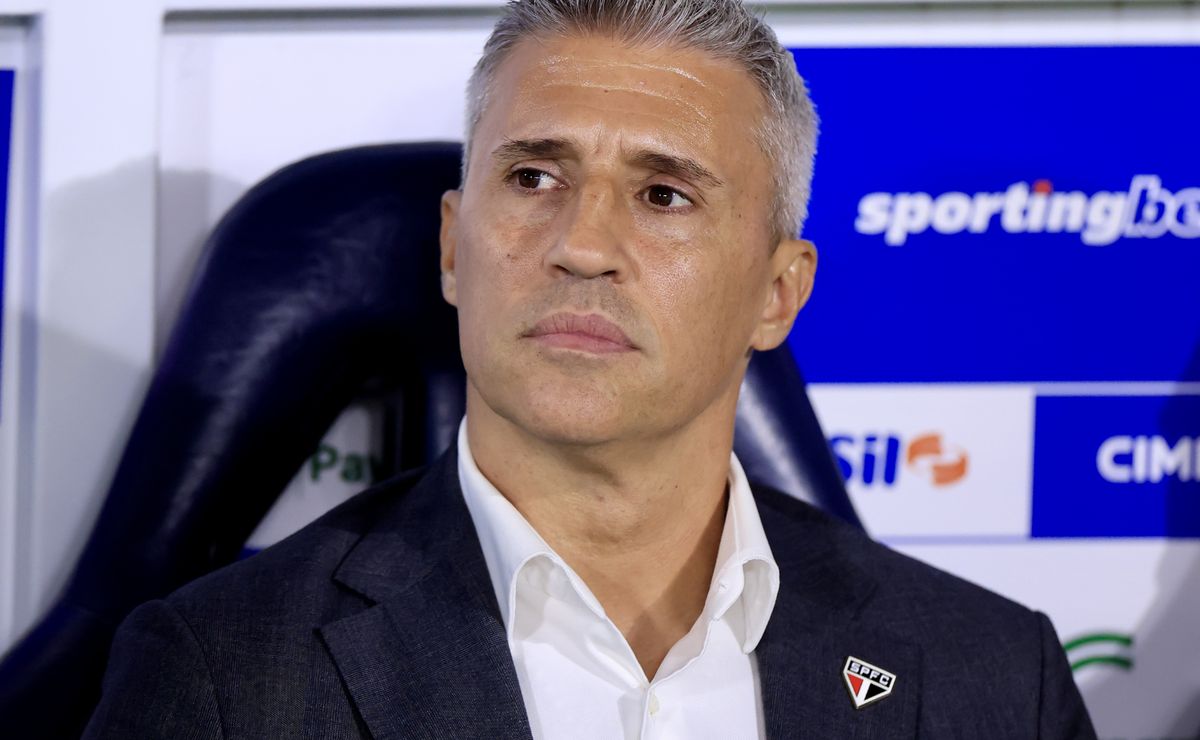 Hernán Crespo erra na estratégia, São Paulo perde para o Palmeiras e está eliminado no Paulista