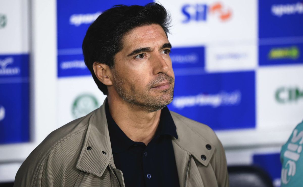 Abel Ferreira fica perto de recorde no Palmeiras e se emociona com torcida: “Sinto arrepiar”