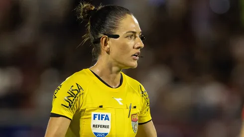 Daiane Muniz foi a árbitra da semifinal do Paulistão.