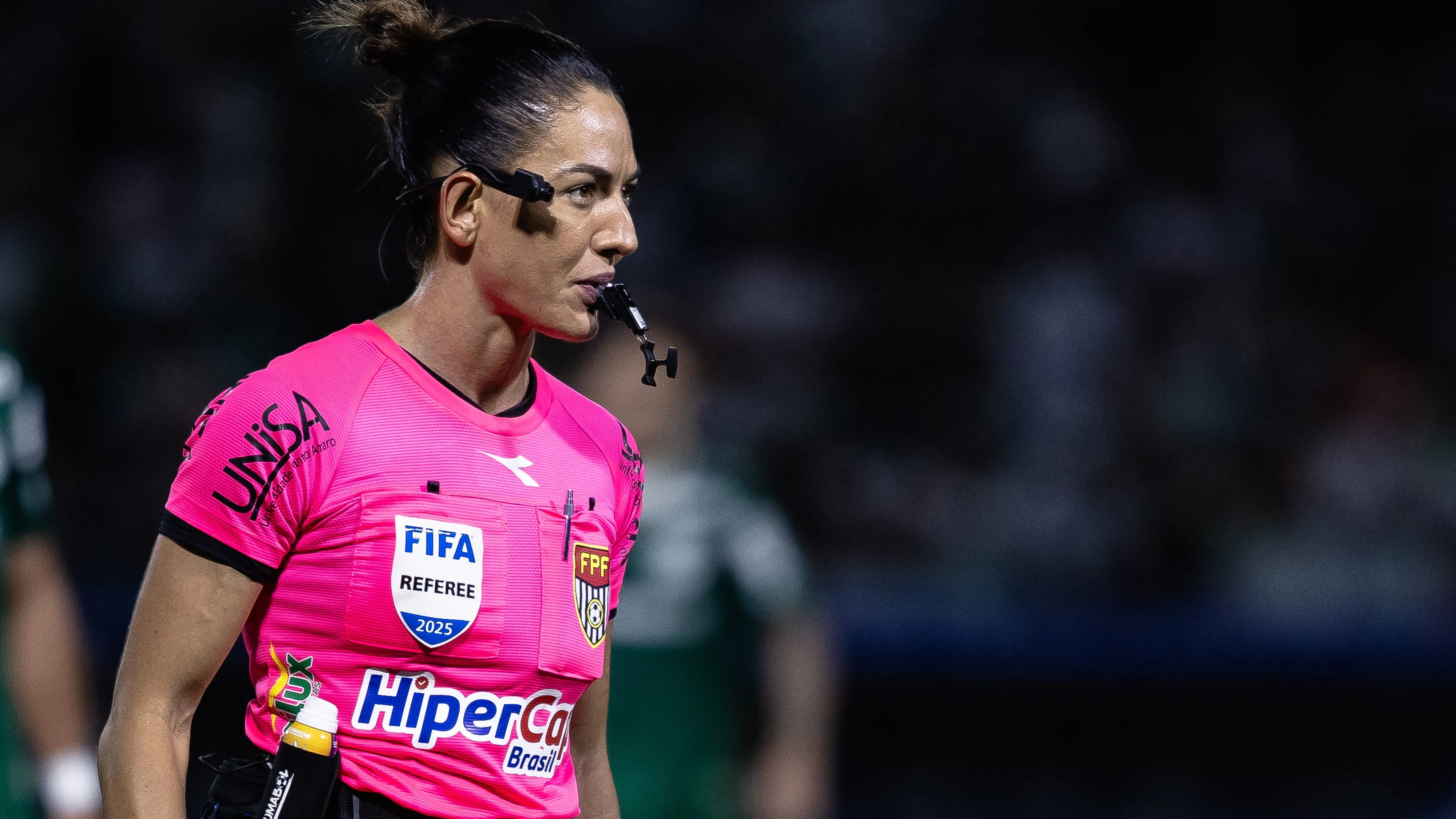 SP – BARUERI – 01/03/2026 – PAULISTA 2026, PALMEIRAS X SAO PAULO – O arbitro Daiane Muniz durante partida entre Palmeiras e Sao Paulo no estadio Arena Barueri pelo campeonato Paulista 2026. Foto: Ettore Chiereguini/AGIF