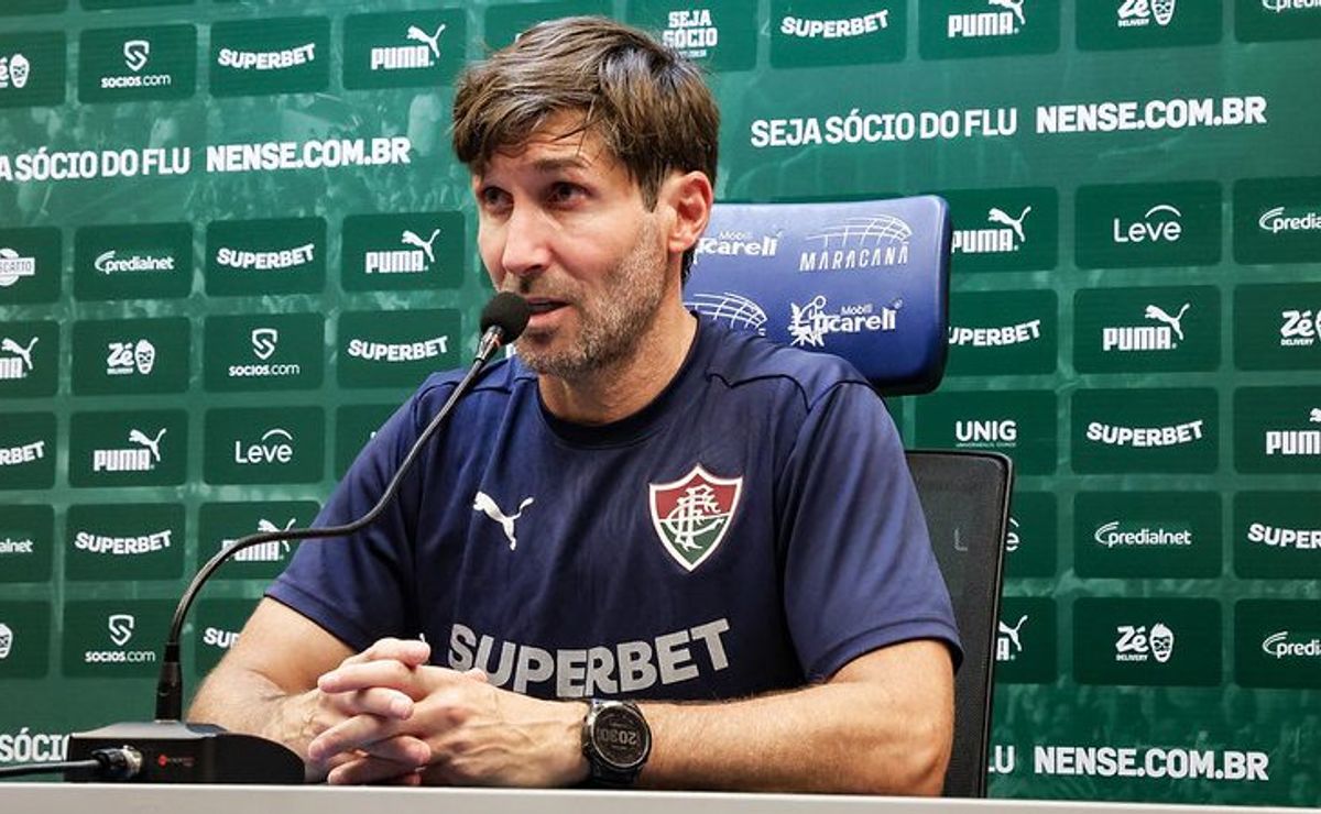 Auxiliar revela motivo de Renê cobrar o pênalti decisivo no clássico contra o Vasco