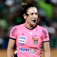 Daiane Muniz cometeu 2 erros graves em Palmeiras x São Paulo