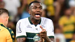 Zagueiro brilhou em 2025 - Foto: Francisco Alves/AGIF.