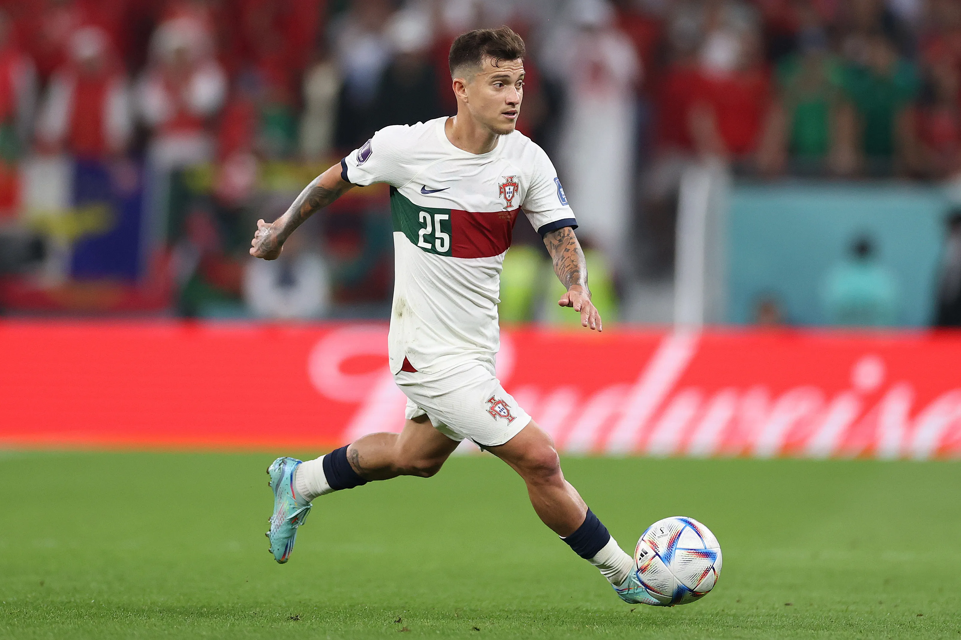Otávio disputou a Copa do Mundo 2022. Foto: Michael Steele/Getty Images