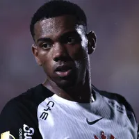 Corinthians mantém negociações com o Milan por André