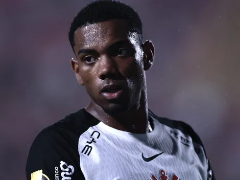 Corinthians mantém negociações com o Milan por André