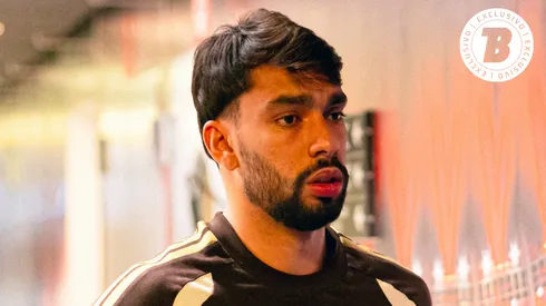 Lucas Paquetá jogador do Flamengo durante viagem com o elenco